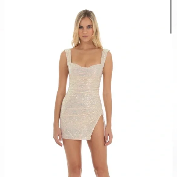 melina ruched bodycon dress MOCHA MESH RUCHED BODYCON MIDI DRESS – Sofi Stella Women's & Children's  Boutique